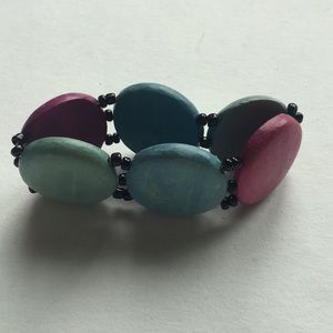 ⚡️SALE⚡️ Cute wooden bead bracelet